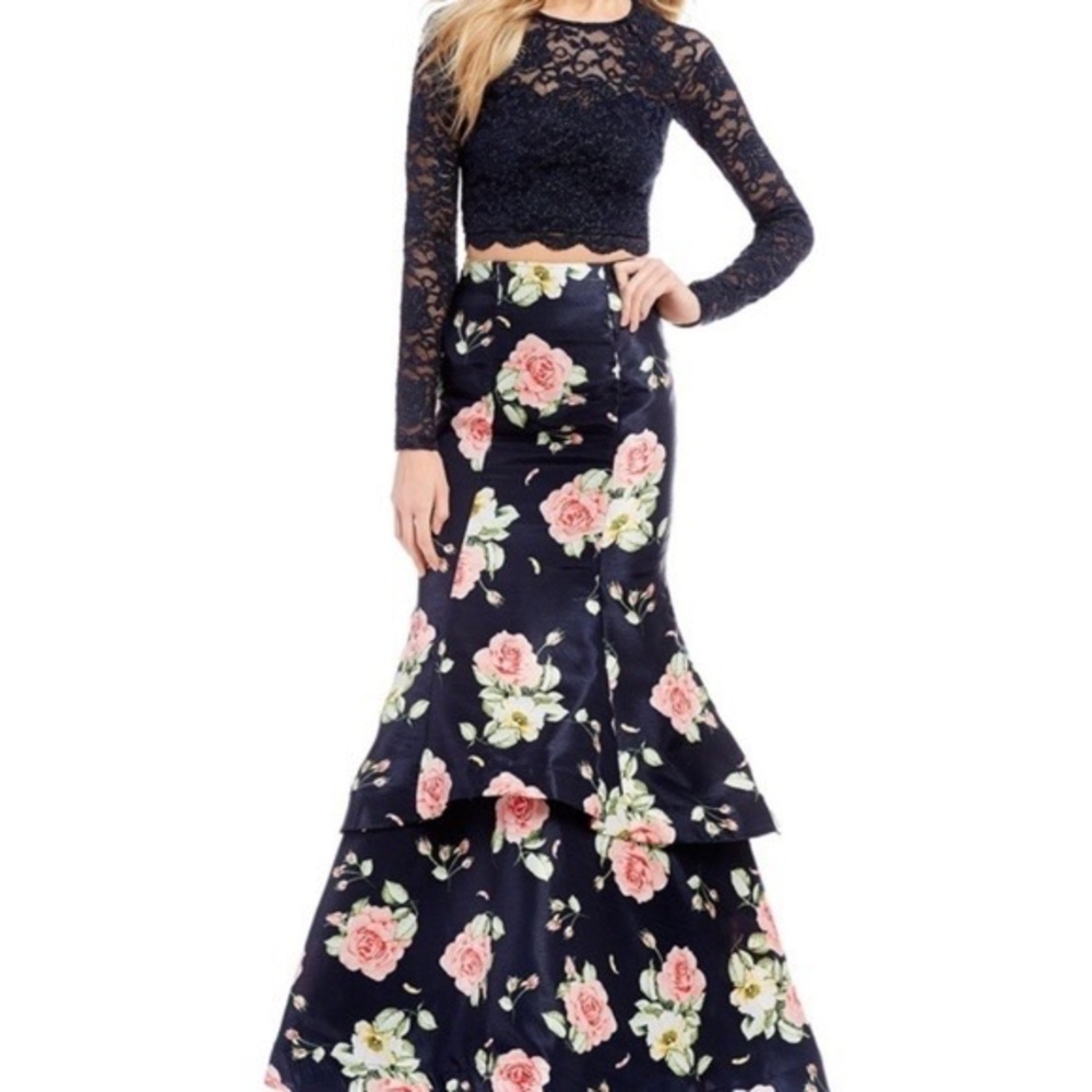 SEQUIN HEARTS | 2pc navy and floral formal dress